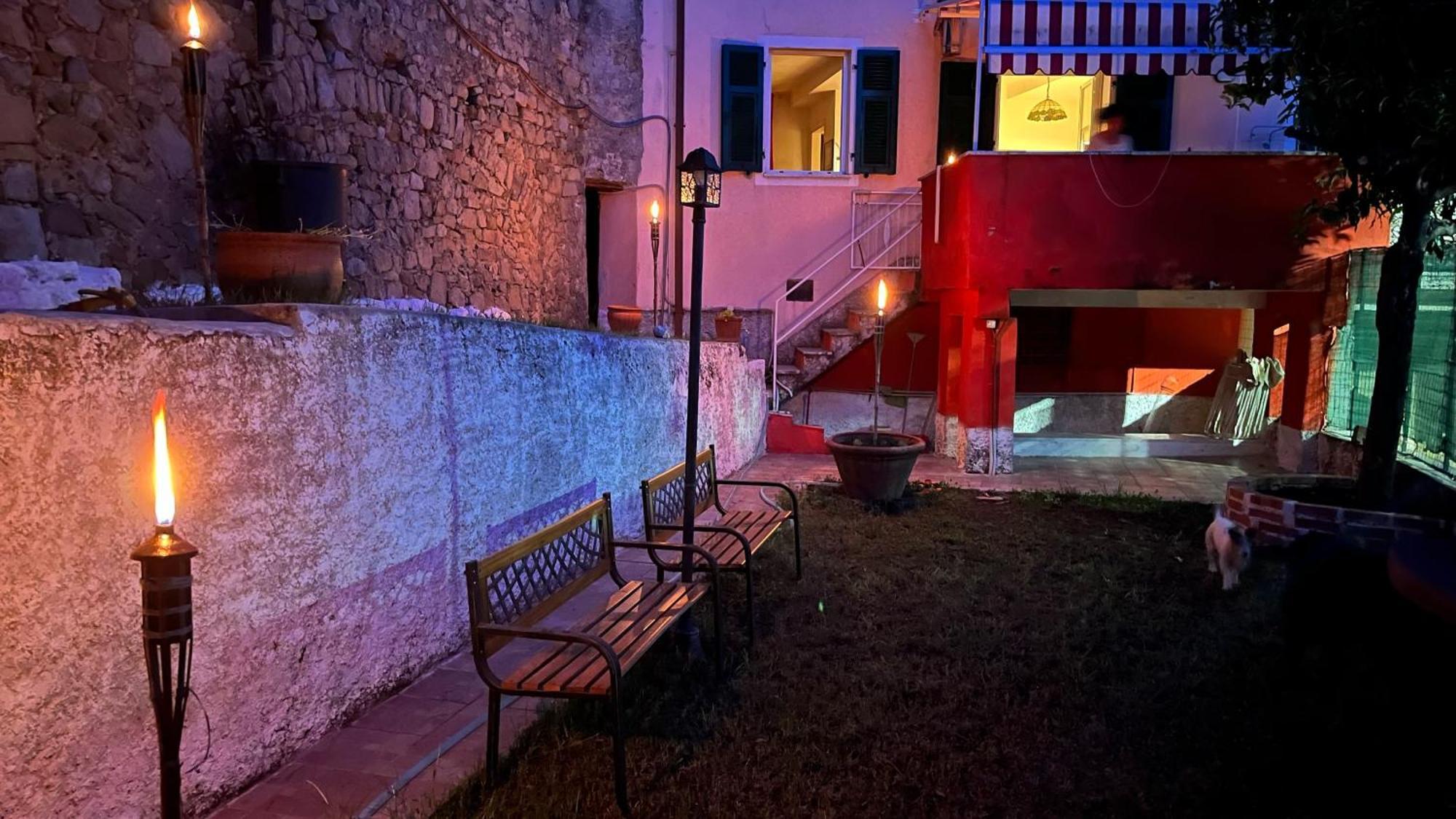 Вилла Red House Tivegna Экстерьер фото